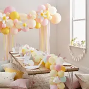 Ballongbåge Pastell med Blommor