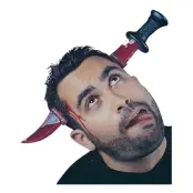 Blodig Kniv Genom Huvudet