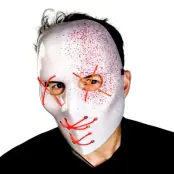Blodig Vit Mask