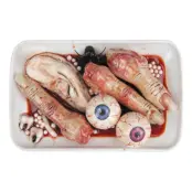 Blodiga Kroppsdelar på Fat