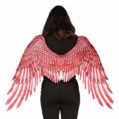 Blodiga Vingar i Tyg