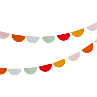 Girlang Scallop Cirkus