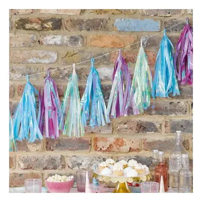 Girlang Tofsar Färgskimrande